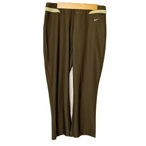 Nike Dry Fit Pants SZ SM Cropped Green Workout Gym Yoga Walking Loungewear